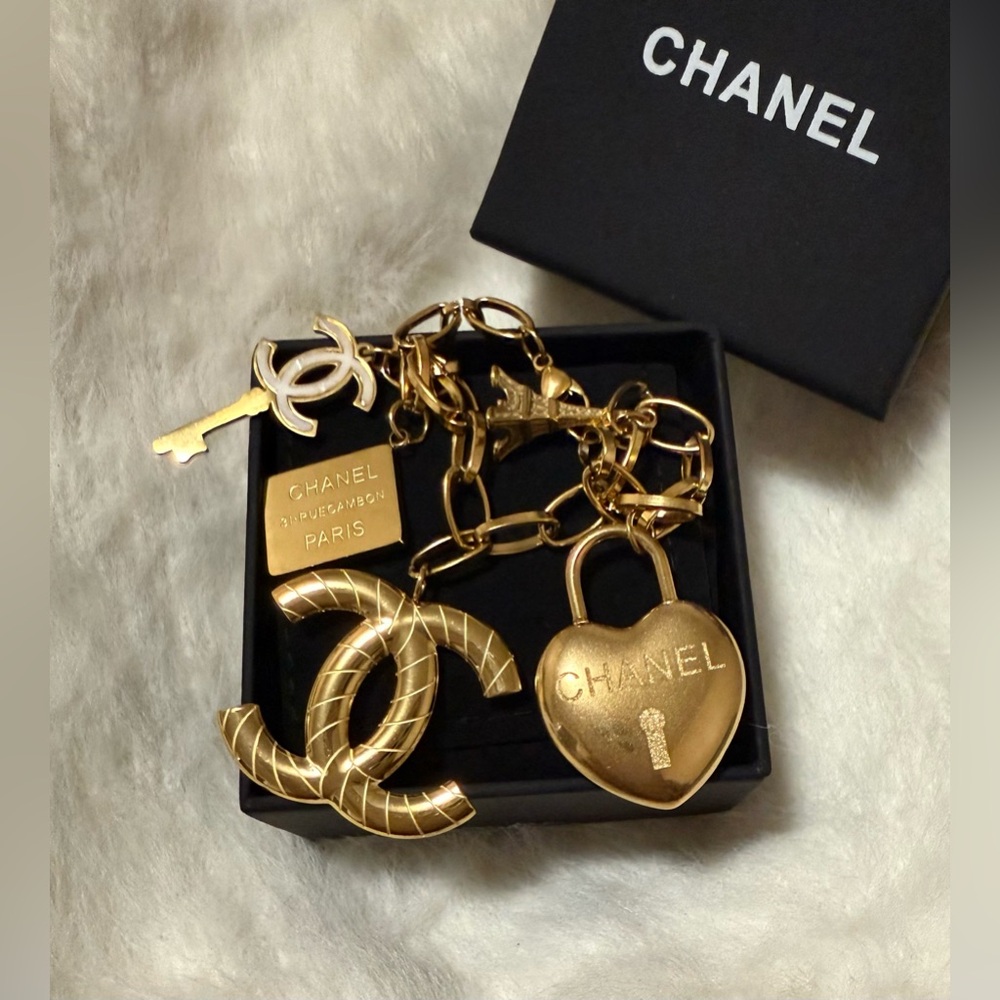 Luxury Style Bracelet With CC Charms